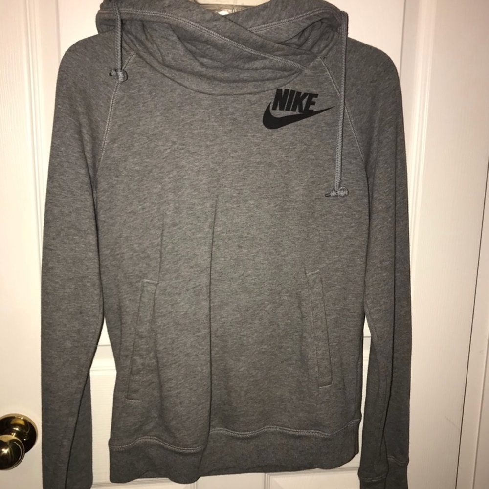 Nike Funnel Neck